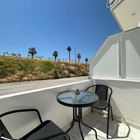 Joseph Seaside Apartment Heraklion  Exterior photo